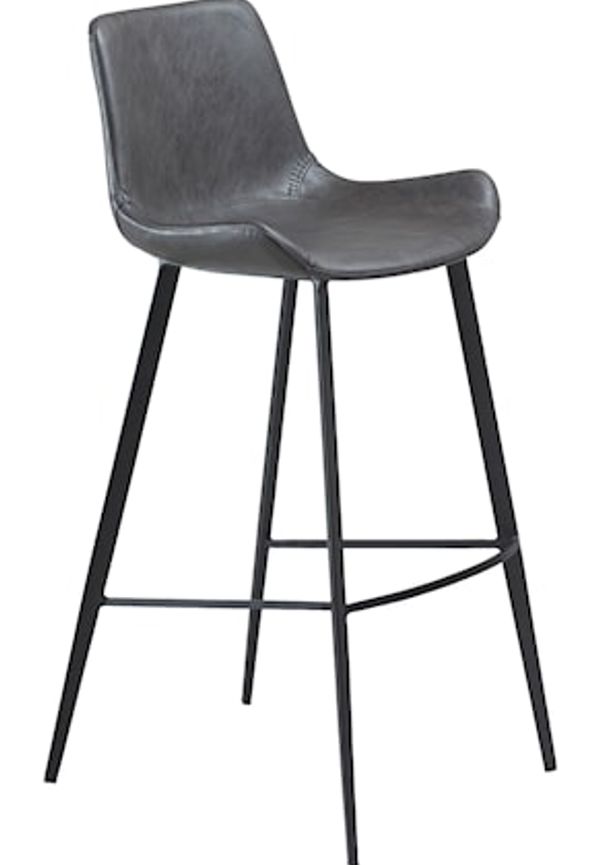 Otroligt fin barstol 2025 från Dan Form Denmark.