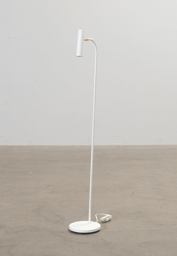 Otroligt snygg Lampa som passar bra vid många olika tillfällen.