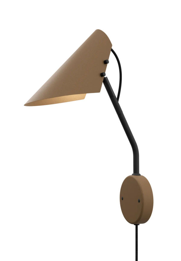 Trendig Lampa som passar bra vid många olika tillfällen.