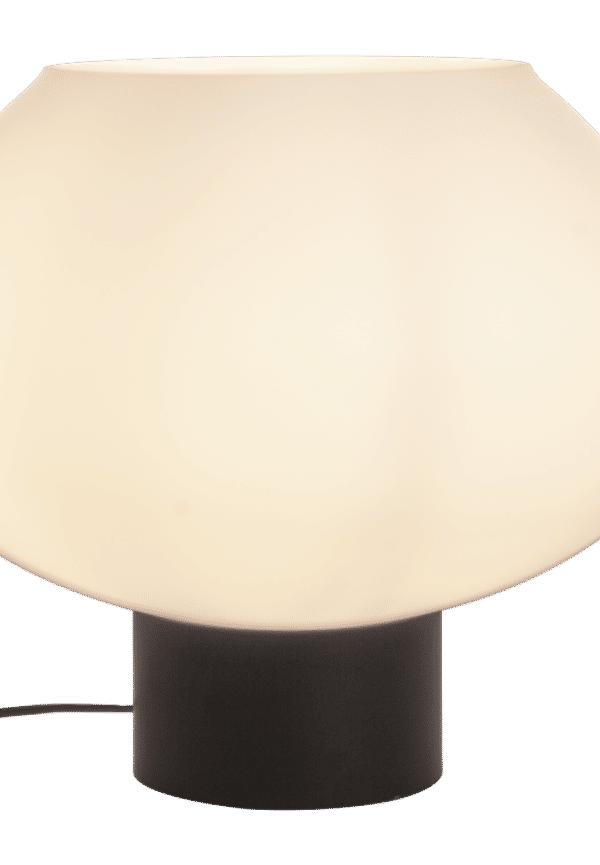 Elegant Lampa som passar bra vid många olika tillfällen.