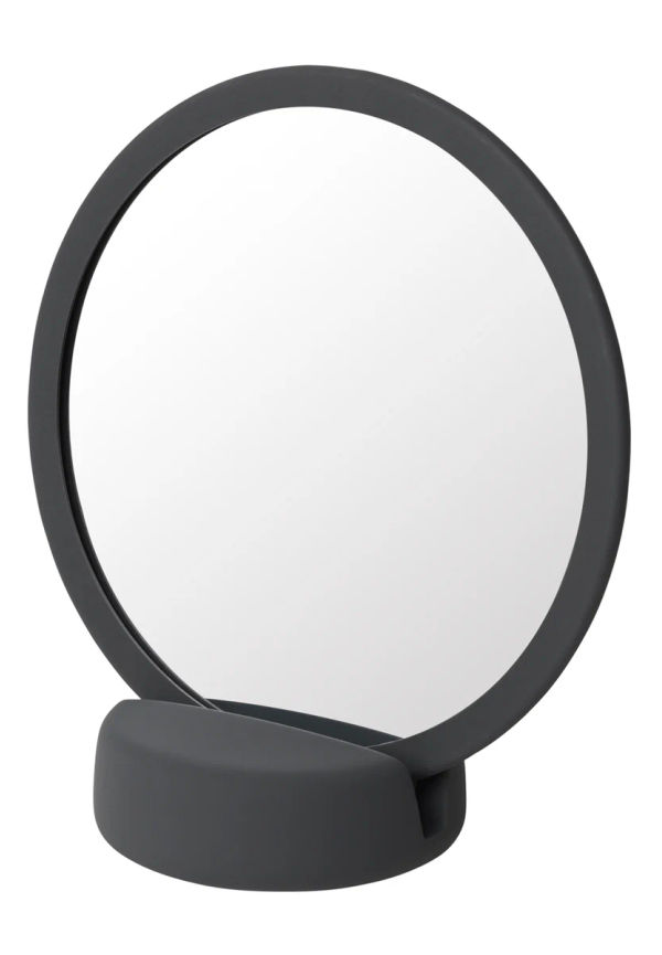 Fantastiskt snygg spegel 2025 från Blomus.