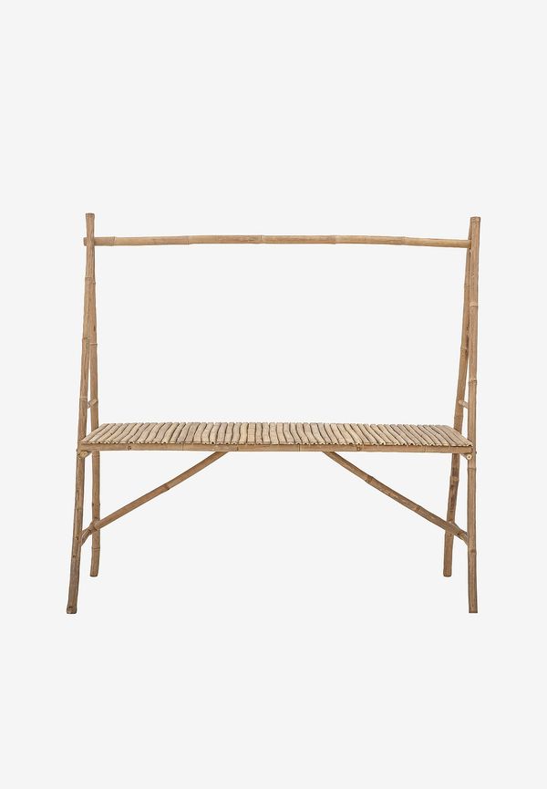 Brun Bloomingville-bord i söt modell.