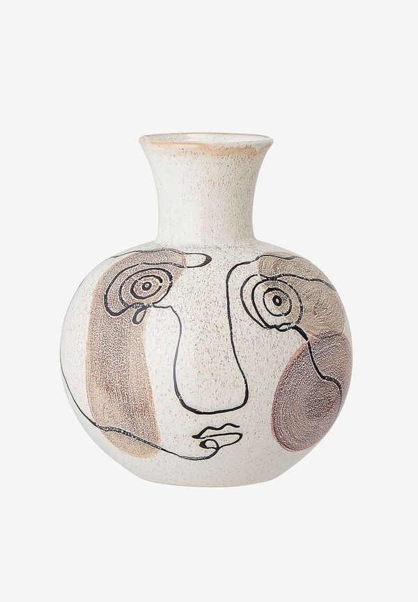 Otroligt fin ställ 2025 från Bloomingville.