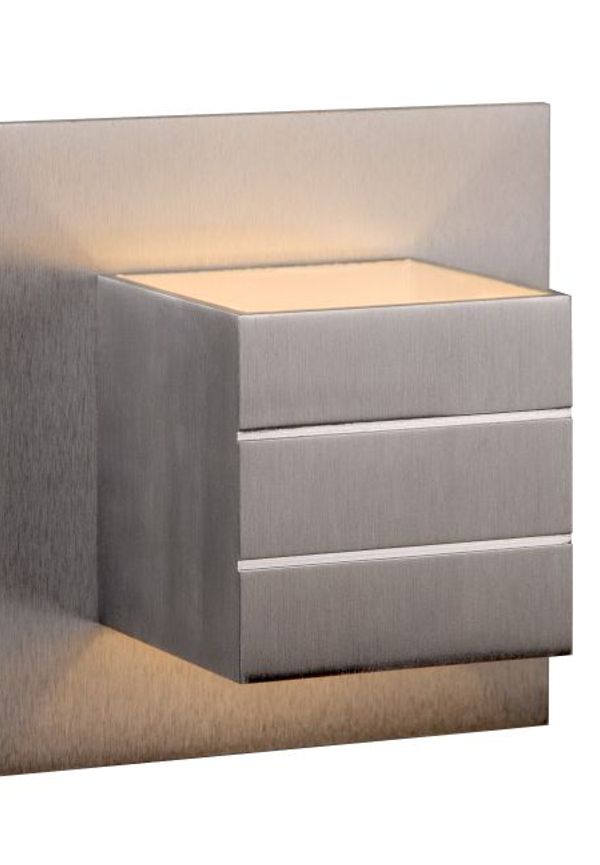 Jättesnygg Lampa som passar bra vid många olika tillfällen.