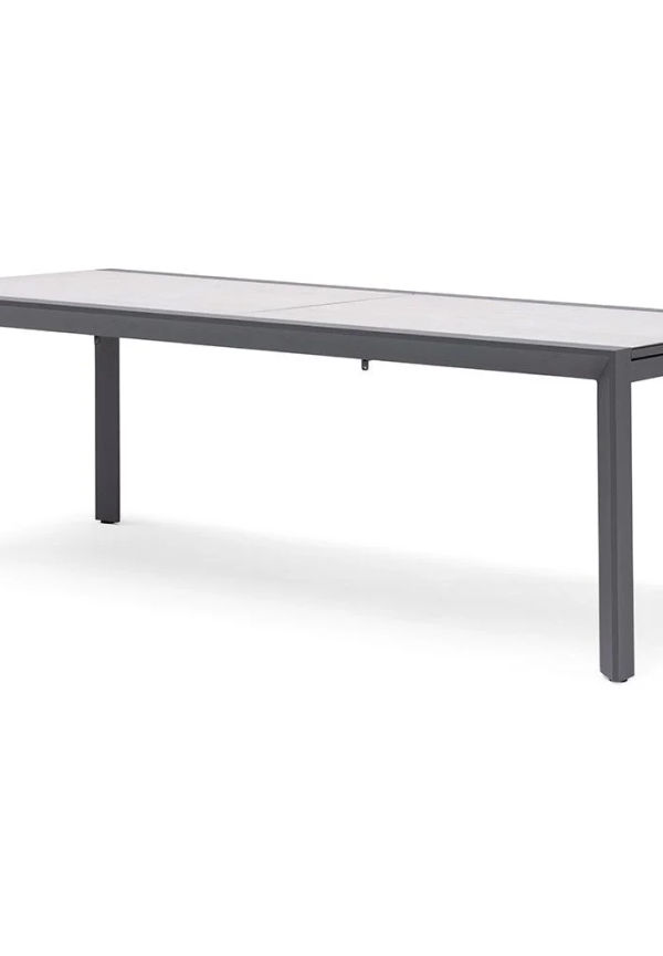 Otroligt fin aluminiumbord i grått från Hillerstorp.