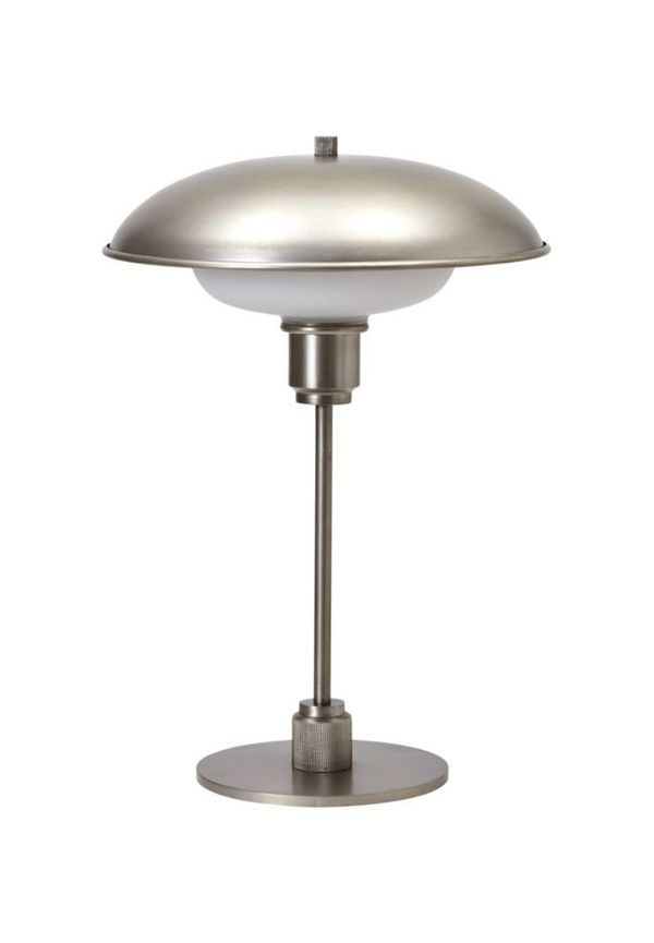 Jättesnygg lampa 2025 från House Doctor.