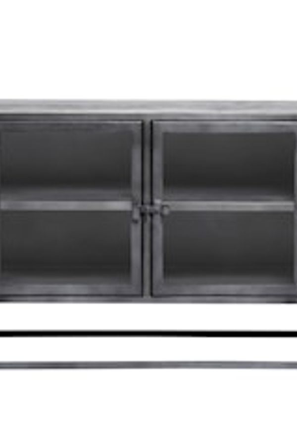 Stilren svart skåp i järn från Muubs.