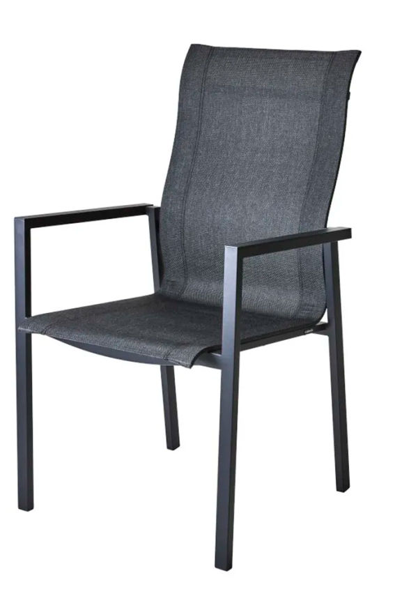 Ikonisk karmstol 2025 från Brafab.
