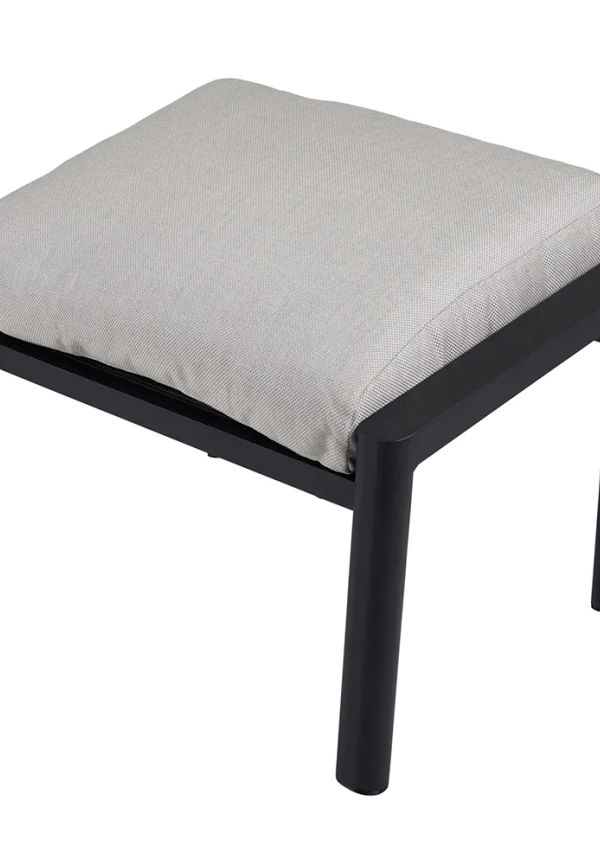 Supersnygg pall i svart från Brafab.