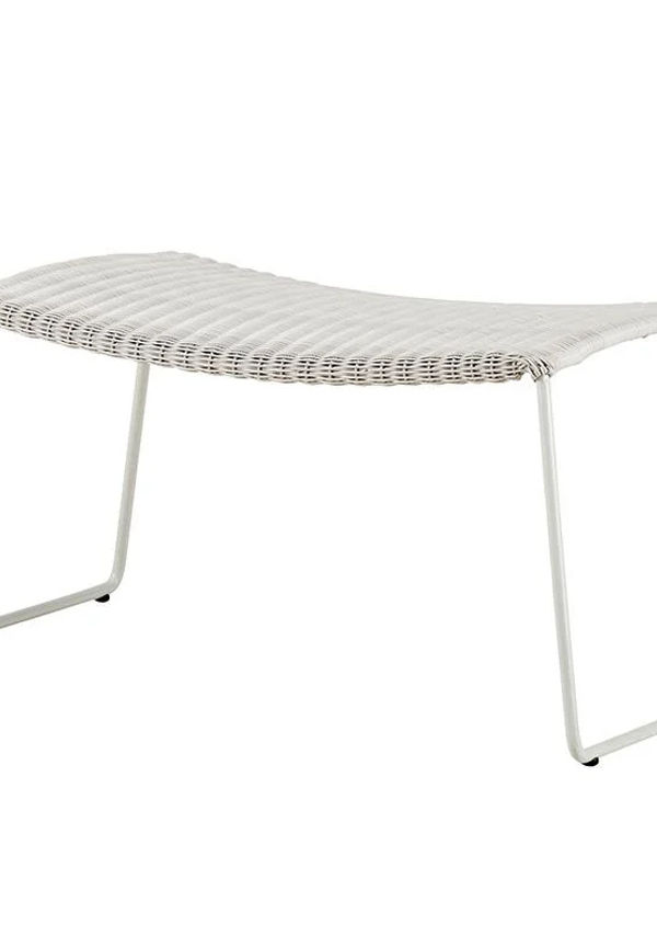 Vacker fotpall i svart från Cane-Line.