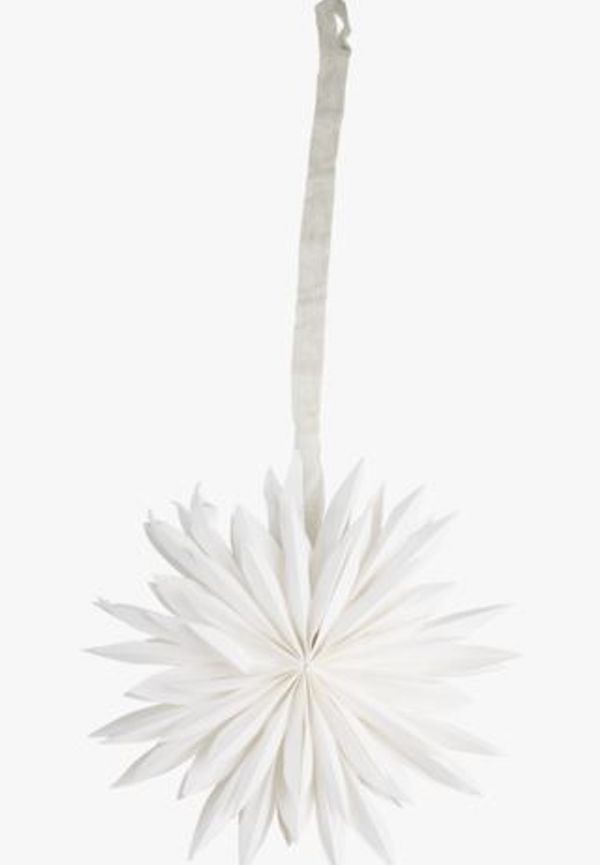 Klassisk lampa i vitt från hemtex.