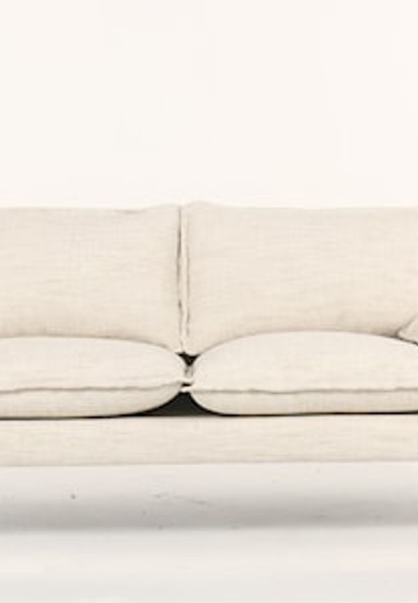 Fantastiskt snygg vit soffa 2025 från Ekeby Form.