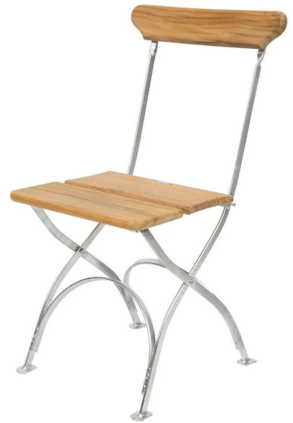 Stilren möbel i teak från Grythyttan Stålmöbler.