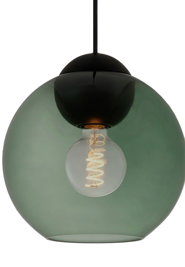 Stilren lampa 2025 från Halo Design.