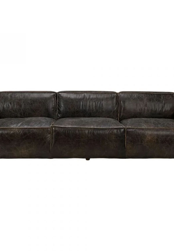 Cool soffa i läder från Artwood.
