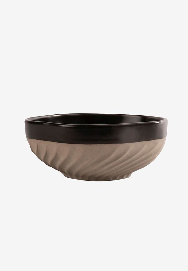 Ikonisk matta i svart från ByON.