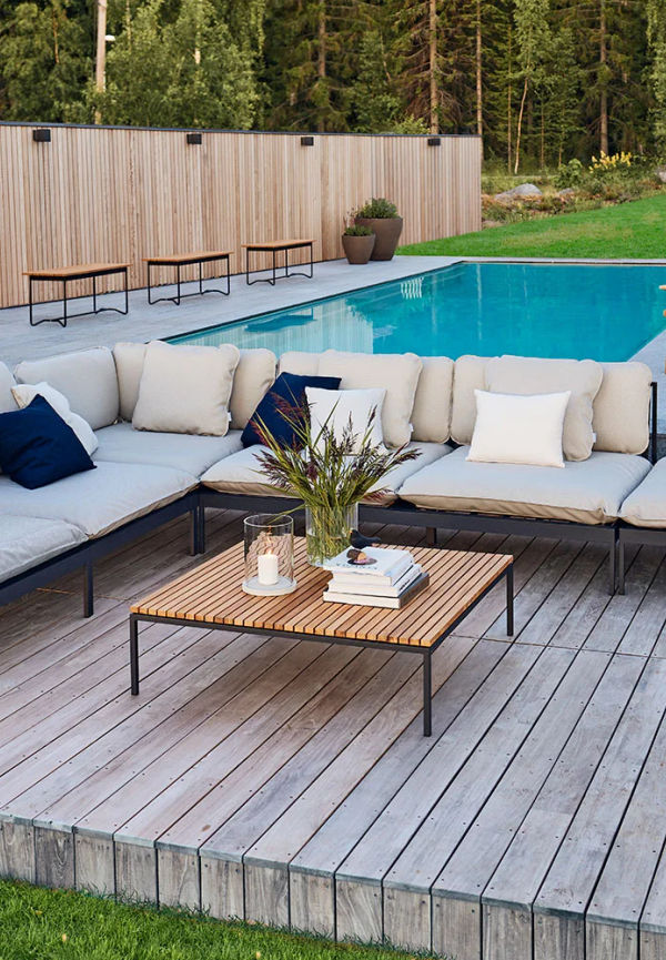 Vacker aluminiumsoffgrupp 2025 från Skargaarden.