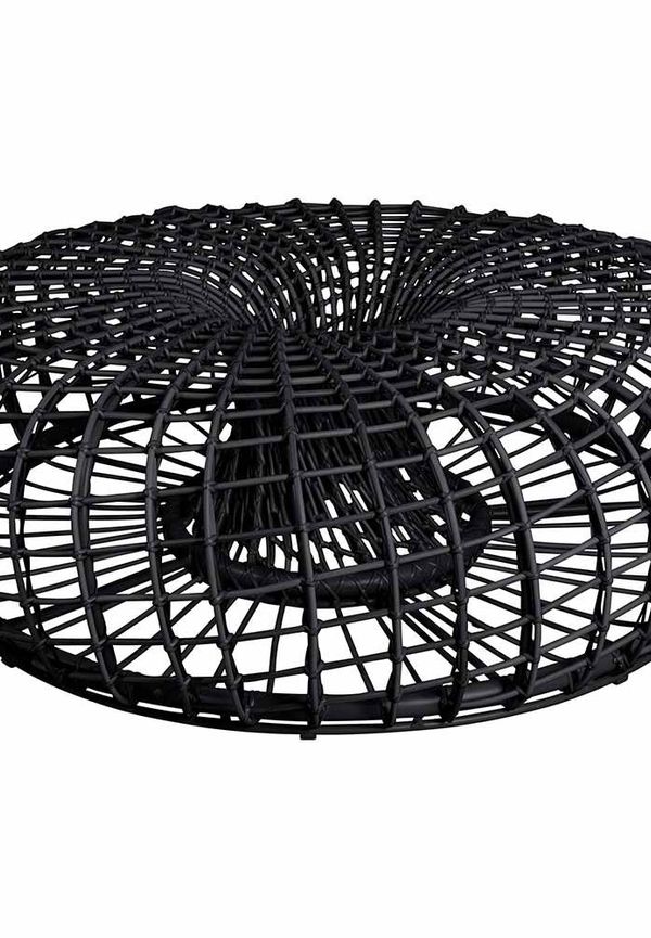 Smickrande bord som passar bra vid många olika tillfällen.