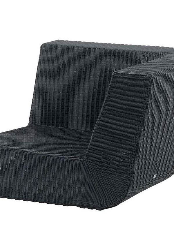 Fantastiskt snygg Soffa som passar bra vid många olika tillfällen.