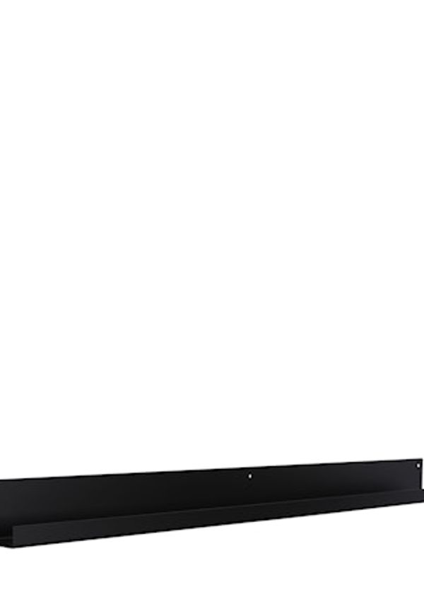 Moderiktig skåp i svart färg gjord i järn.