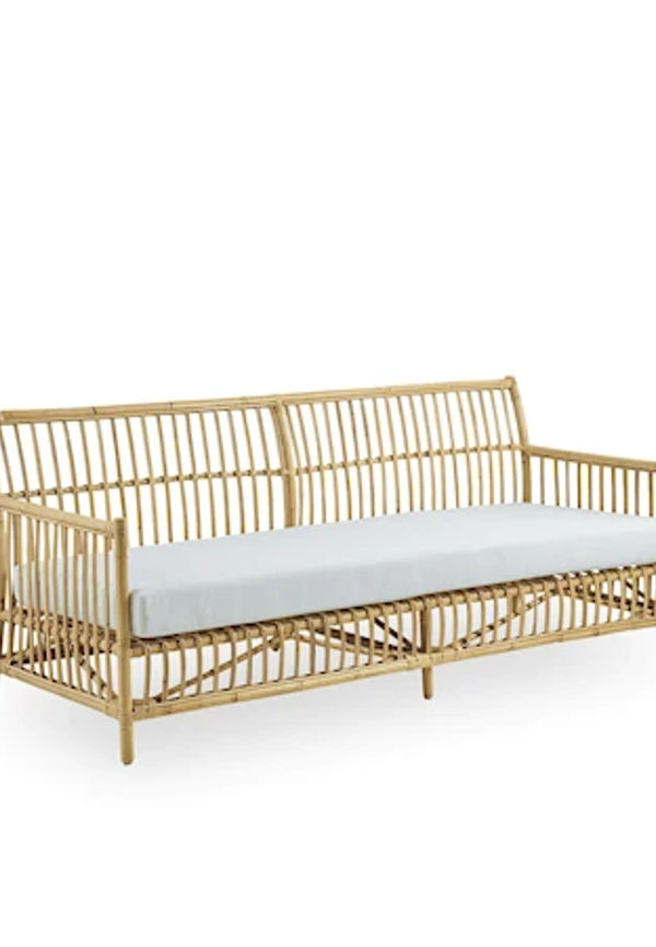 Fantastiskt snygg Möbel som passar bra vid många olika tillfällen.