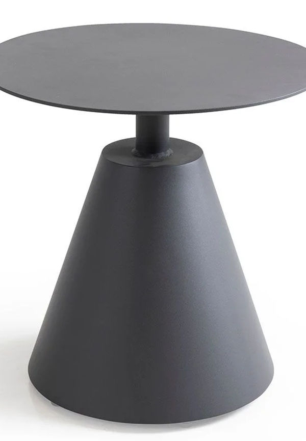 Otroligt snygg bord som passar bra vid många olika tillfällen.