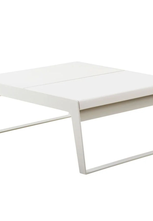 Komfortabel aluminiumbord 2025 från Cane-Line.