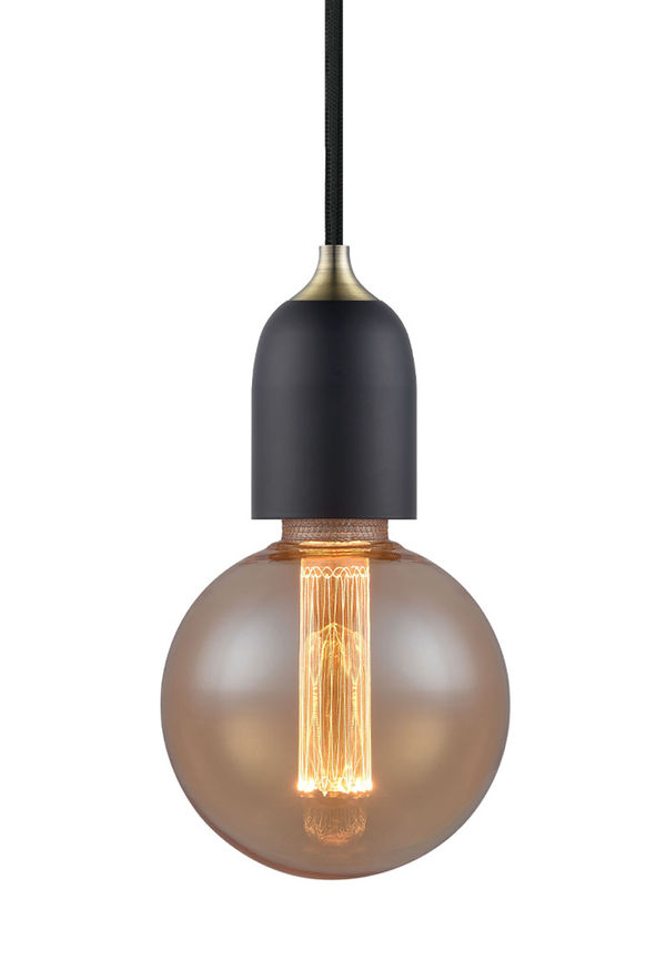 Skön lampa 2025 från Halo Design.