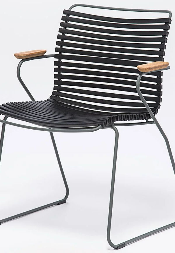 Jättesnygg barstol 2024 från Houe.