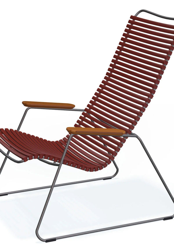 Komfortabel solstol i aluminium från Houe.