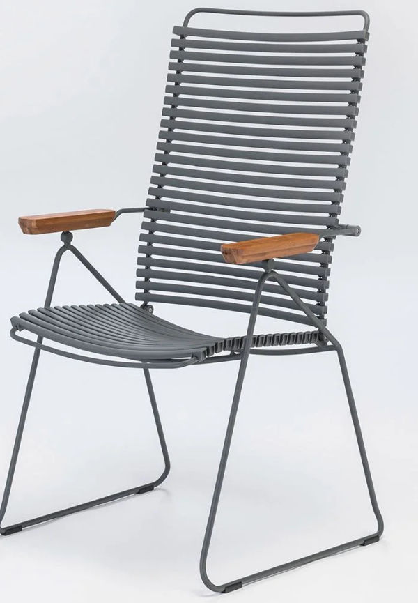 Riktigt snygg aluminiumstol 2025 från Houe.