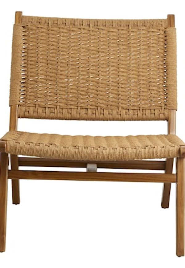 Beige Nordal-fåtölj i jättefin modell.