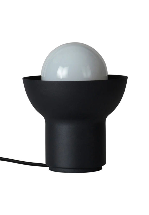 Fin bordslampa i svart från CO Bankeryd.