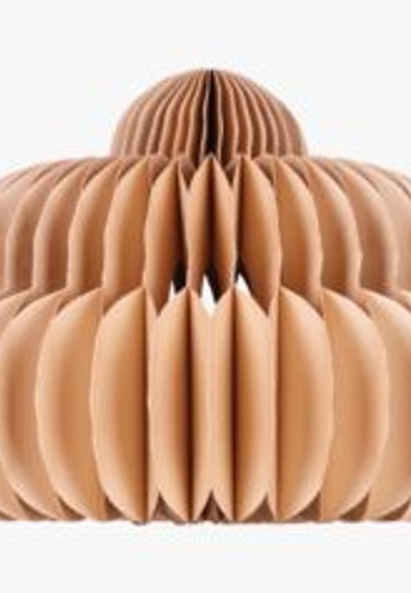 Brun hemtex-bordslampa i fin modell.