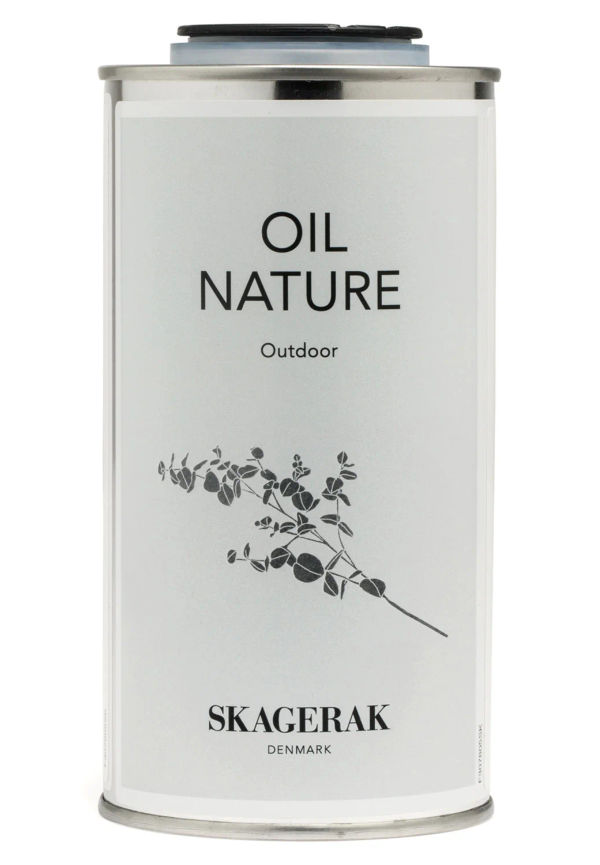 Ikonisk teakmöbel 2025 från Skagerak.