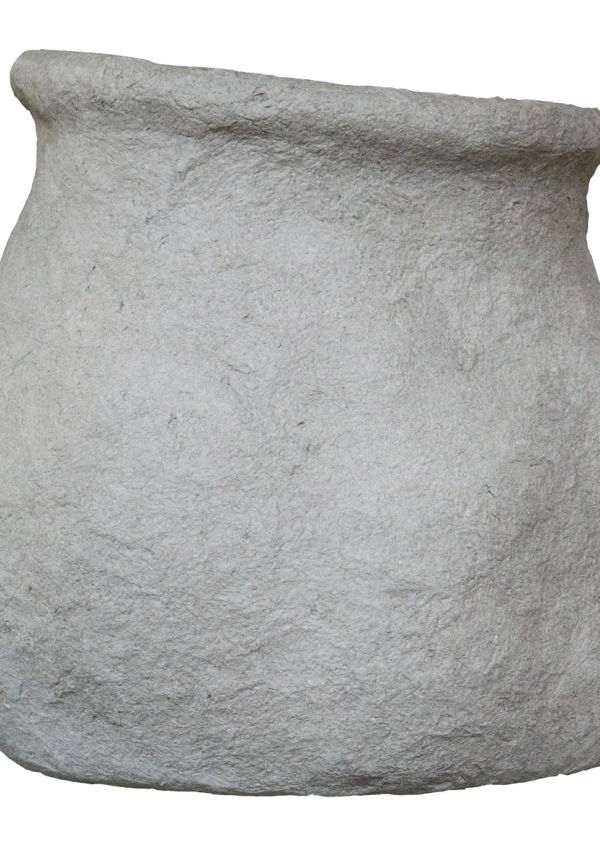 Fantastiskt snygg beige kruka 2025 från DBKD.