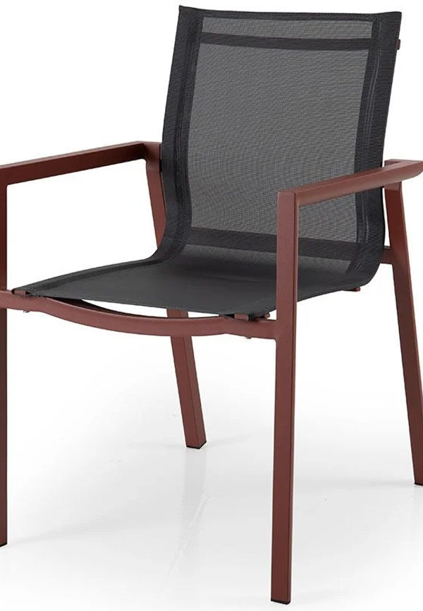 Fantastiskt snygg Stol som passar bra vid många olika tillfällen.