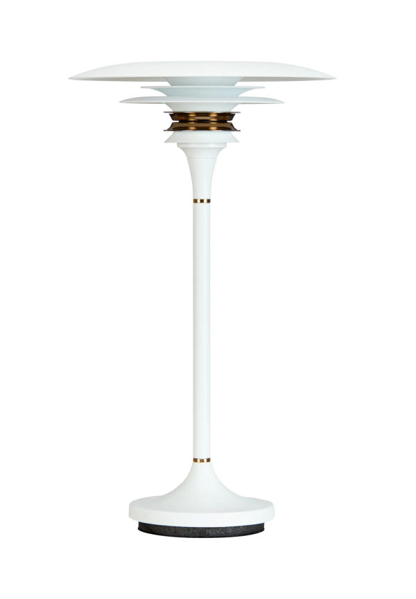 Fantastiskt fin vit bordslampa 2025 från Belid.