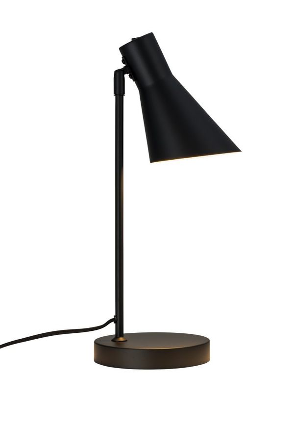 Snygg lampa 2025 från Dyberg Larsen.