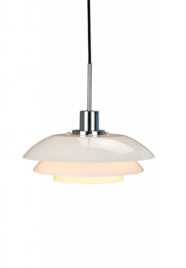 Otroligt snygg taklampa 2025 från Dyberg Larsen.