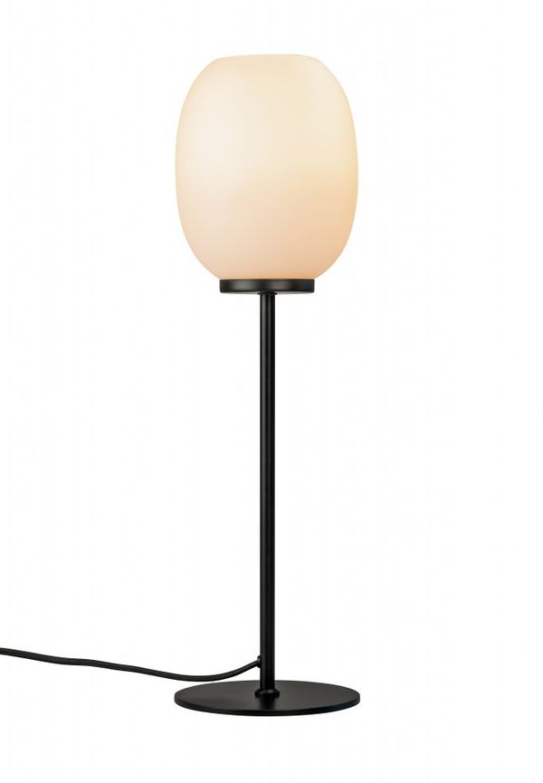 Exklusiv Lampa som passar bra vid många olika tillfällen.