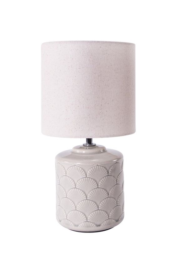 Riktigt snygg bordlampa i linne från Pixie Design.