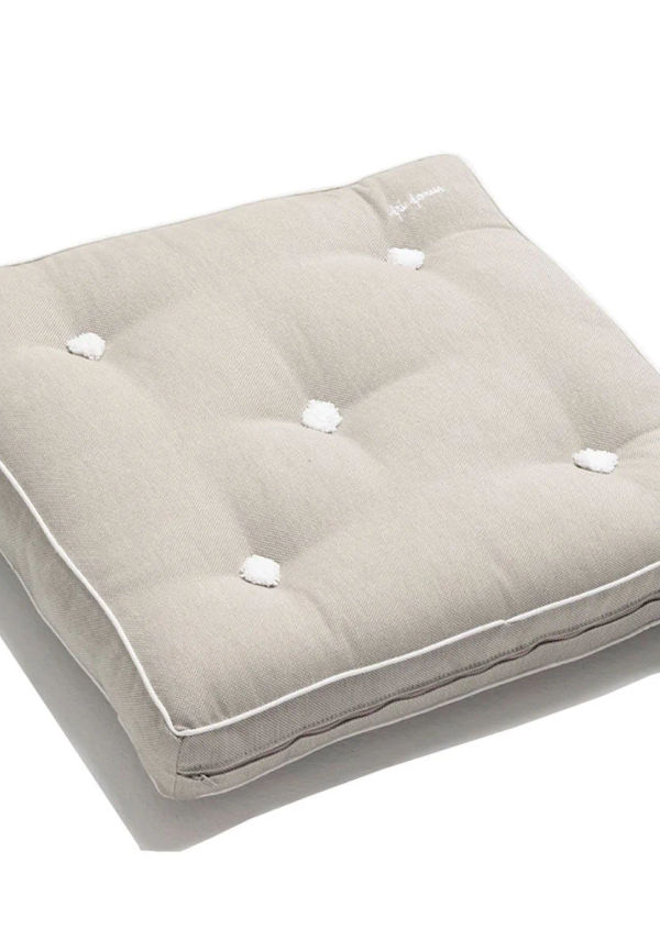 Supersnygg beställ i beiget från Fri Form.