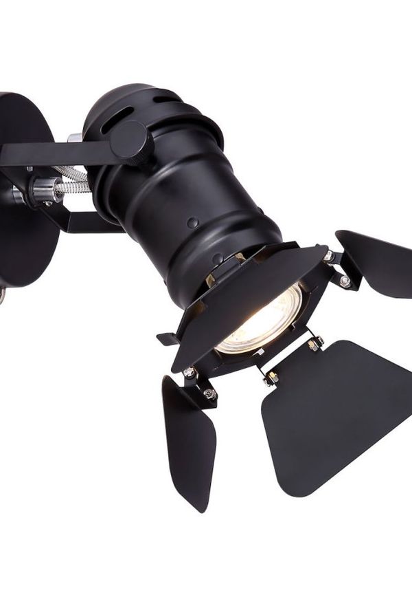 Smickrande vägglampa 2025 från Globo Lighting.