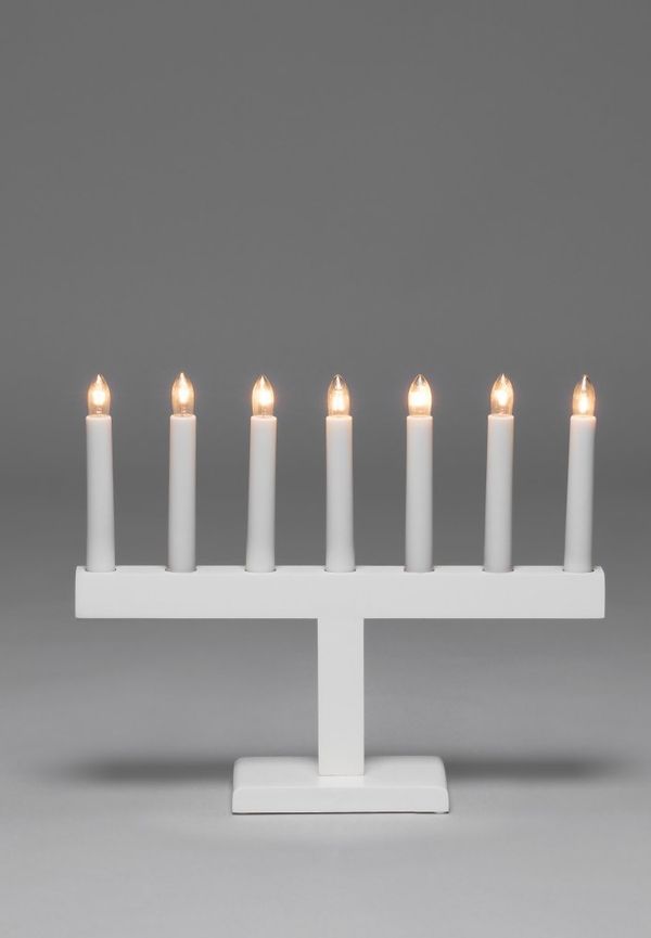 Riktigt snygg Lampa som passar bra vid många olika tillfällen.