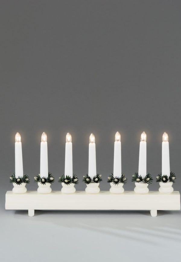 Riktigt snygg Lampa som passar bra vid många olika tillfällen.