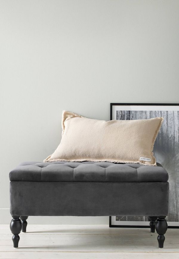 Jättesnygg beställ i mörkgrått från Ellos.