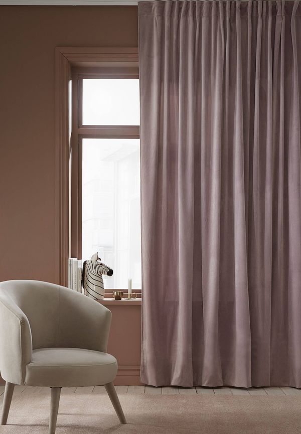 Mörkläggningsgardin som passar perfekt till våren 2025!