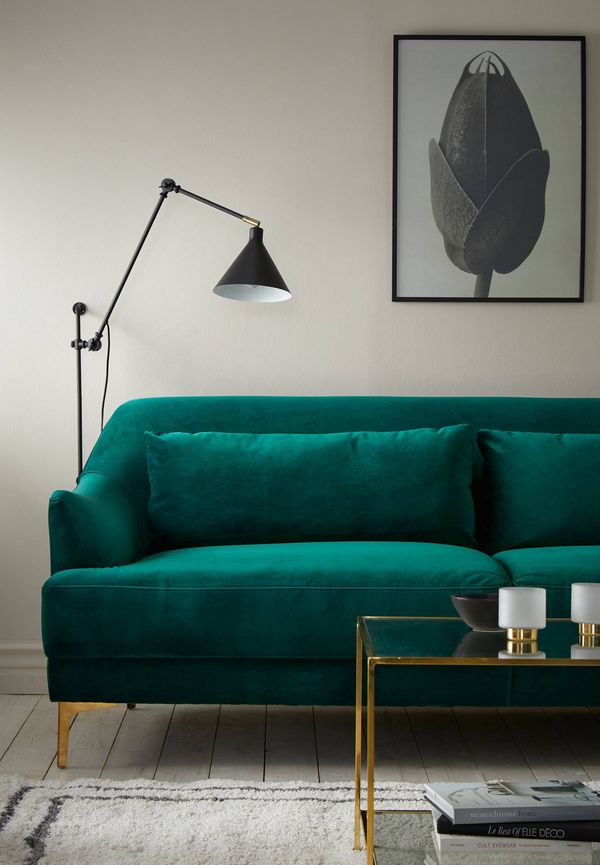 Otroligt fin soffa i grönt från Ellos.