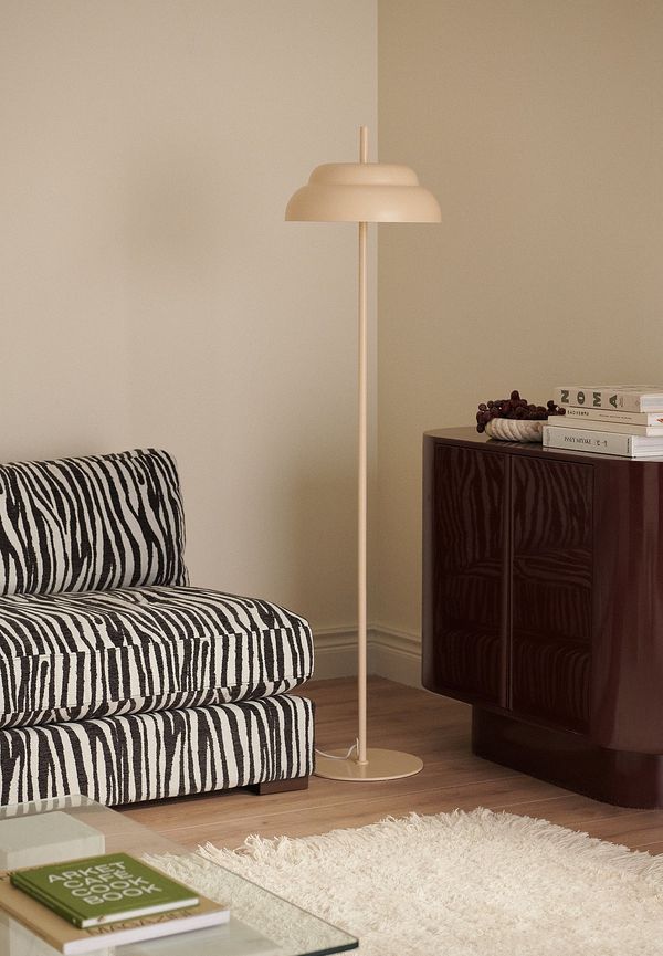 Ellos Home lampa som passar perfekt till hösten 2025!